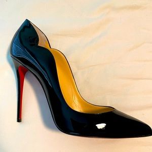 Christian Louboutin - Hot Chick 40.5